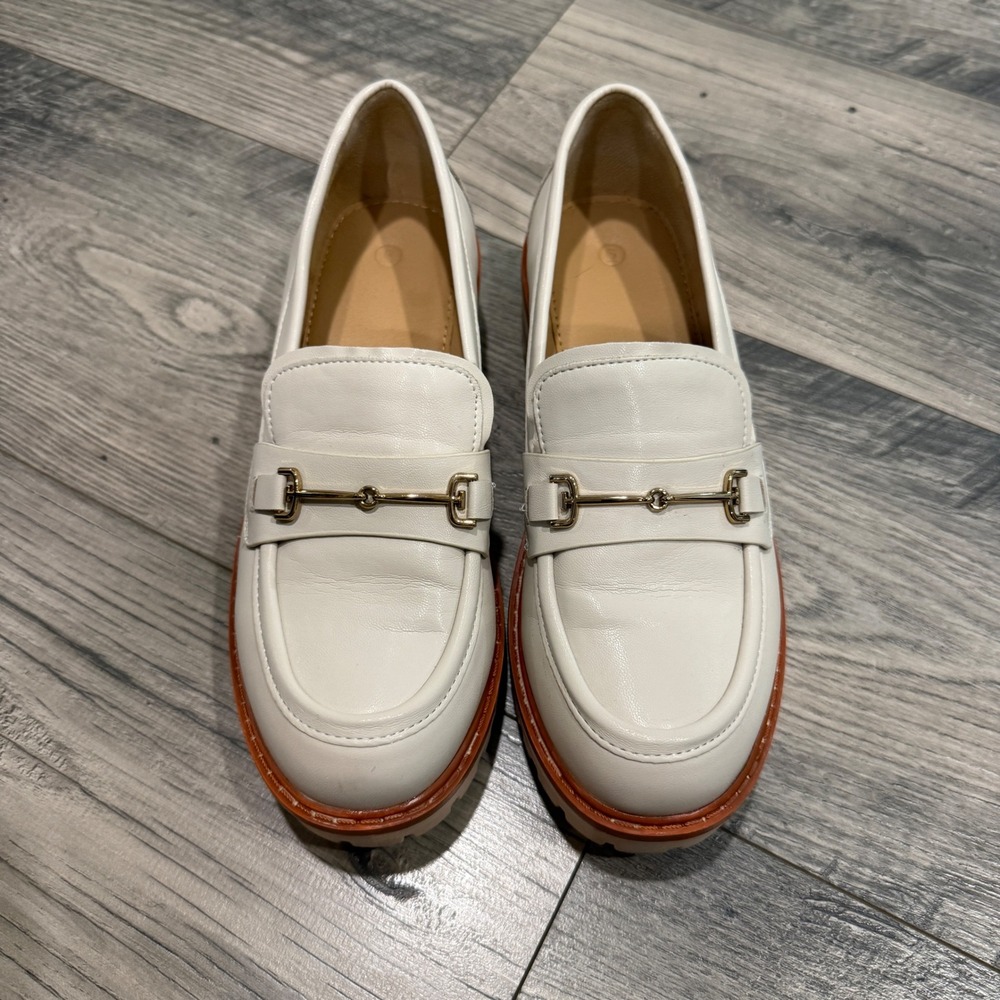 ZBY Chunky Platform Lug Sole Loafers Cream Off-White Women's Size 6